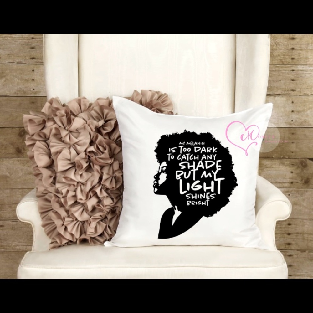 Accent pillow